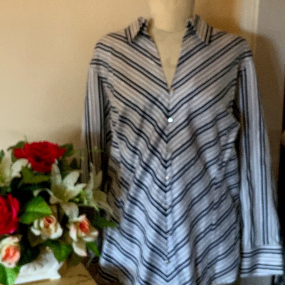 Plus size blouse long sleeve